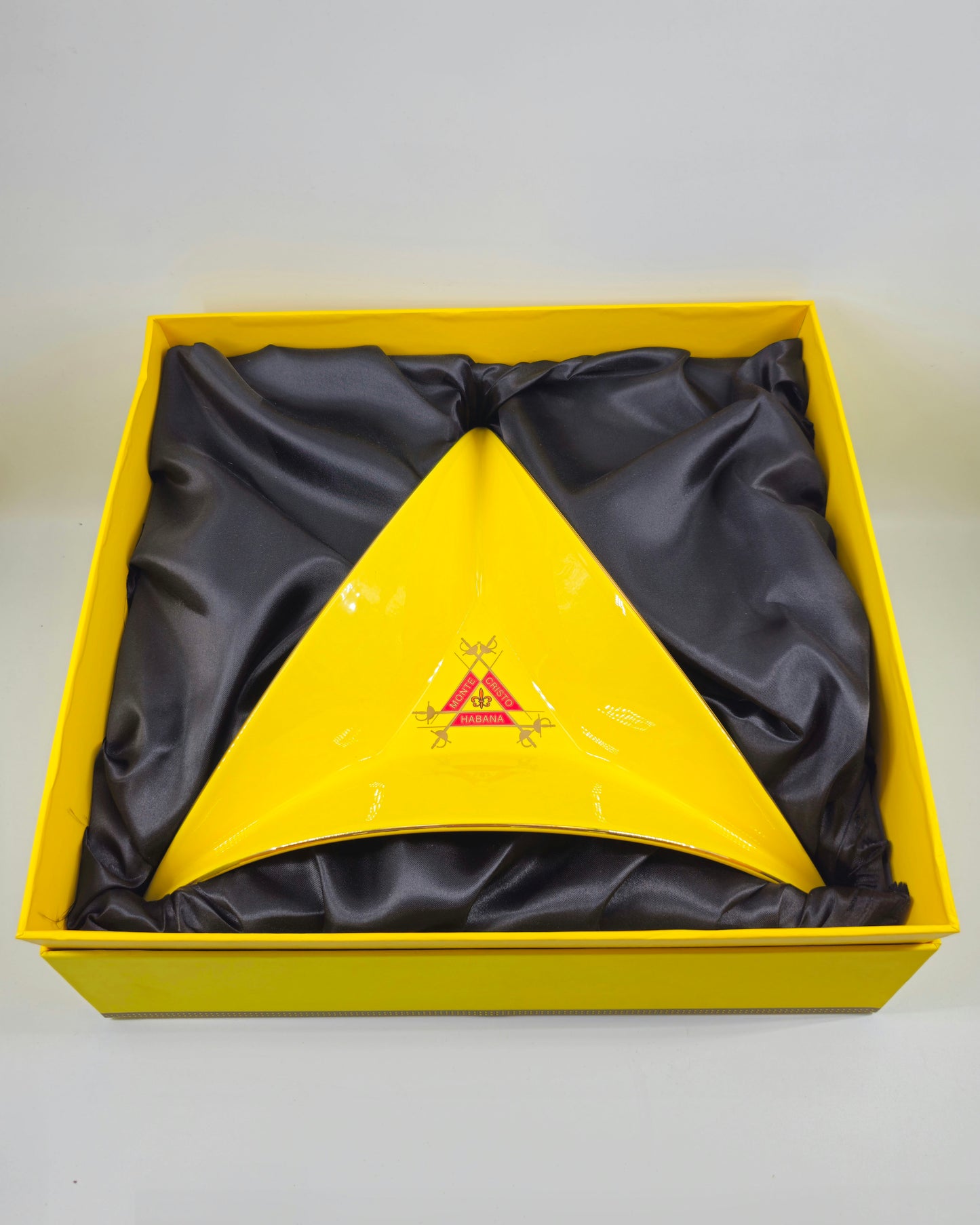 Aschenbecher Montecristo