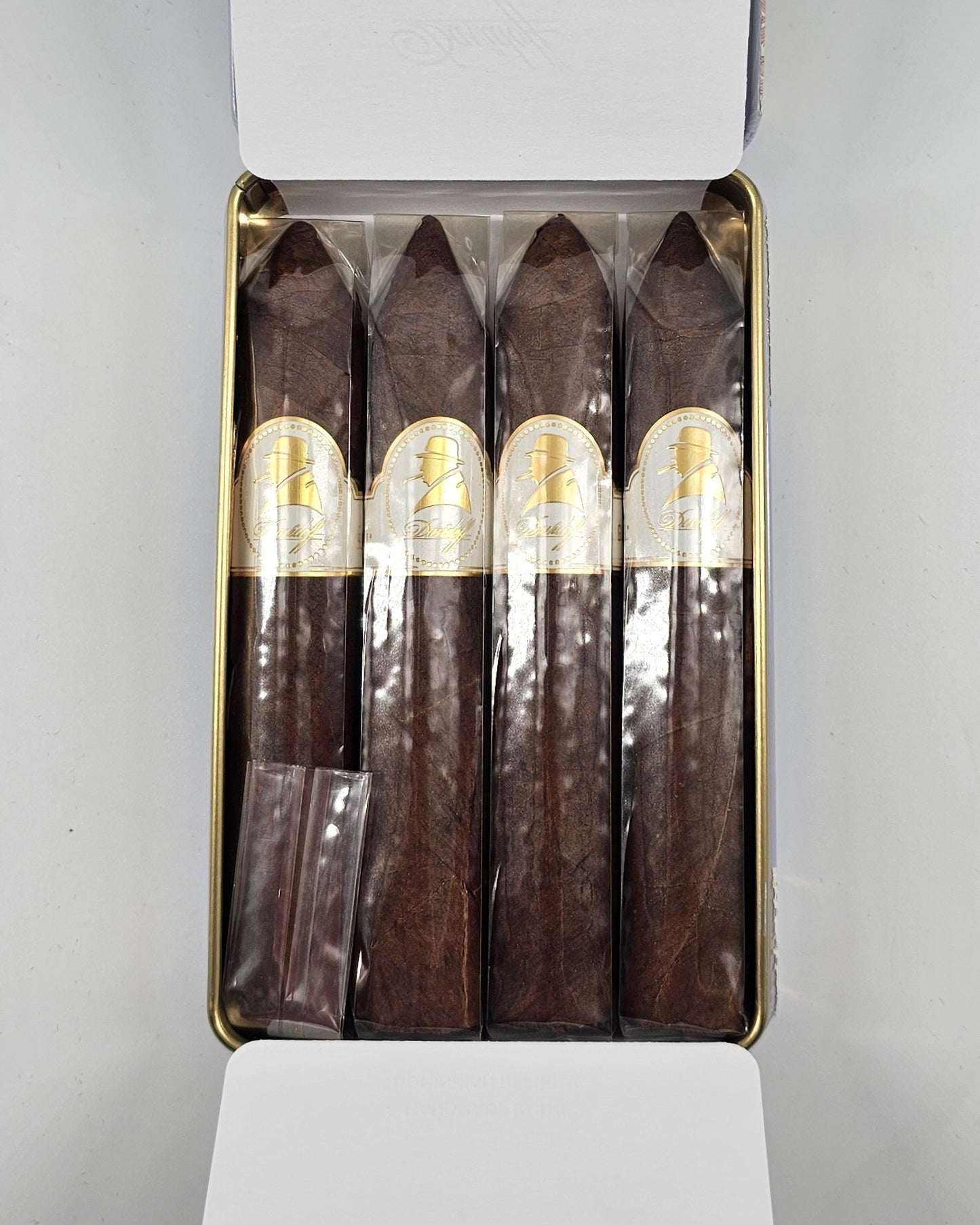 Davidoff Winston Churchill Belicoso 4Stk