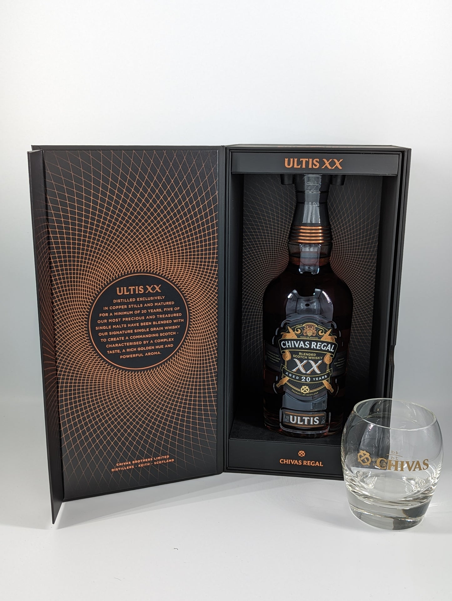 Chivas Regal ULTIS 40% 0,7L