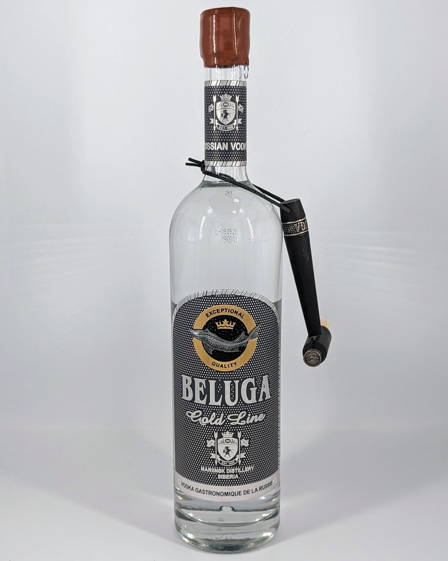 Beluga Gold Line Vodka 40% 1.5L + GB kèm cọ